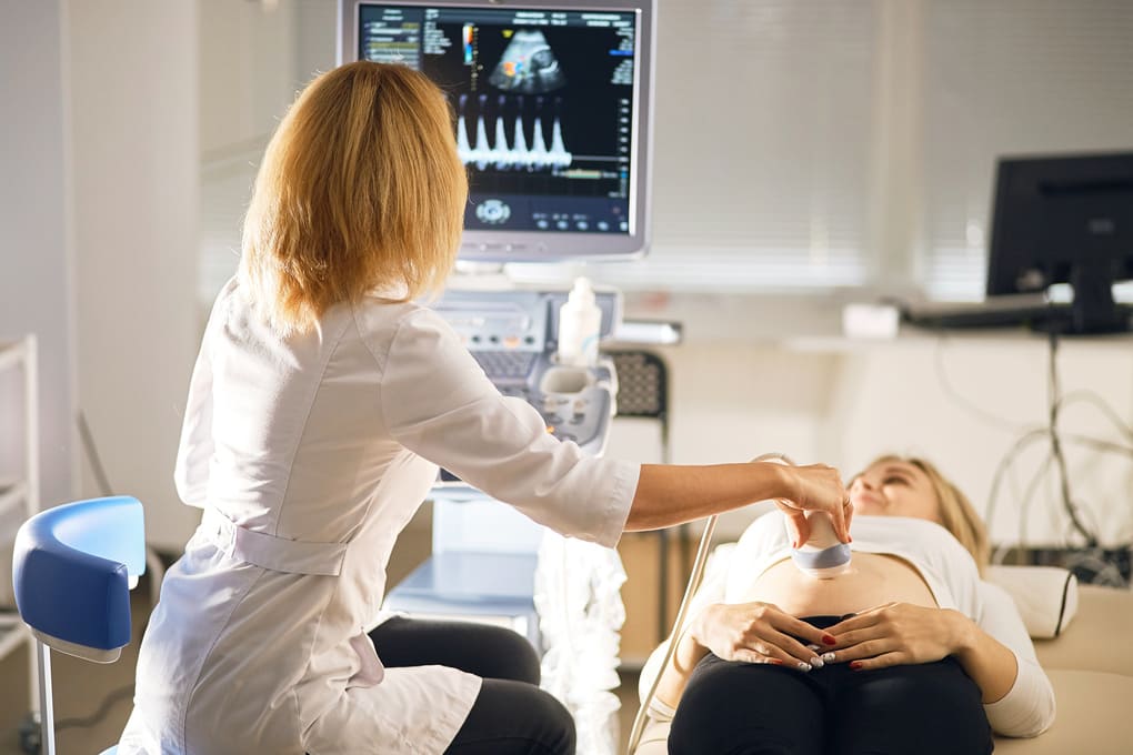 Primeras pruebas prenatales: guía para futuras mamás en  Argentina